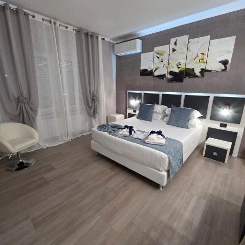 Albis Rooms Guest House - Tap to explore photos