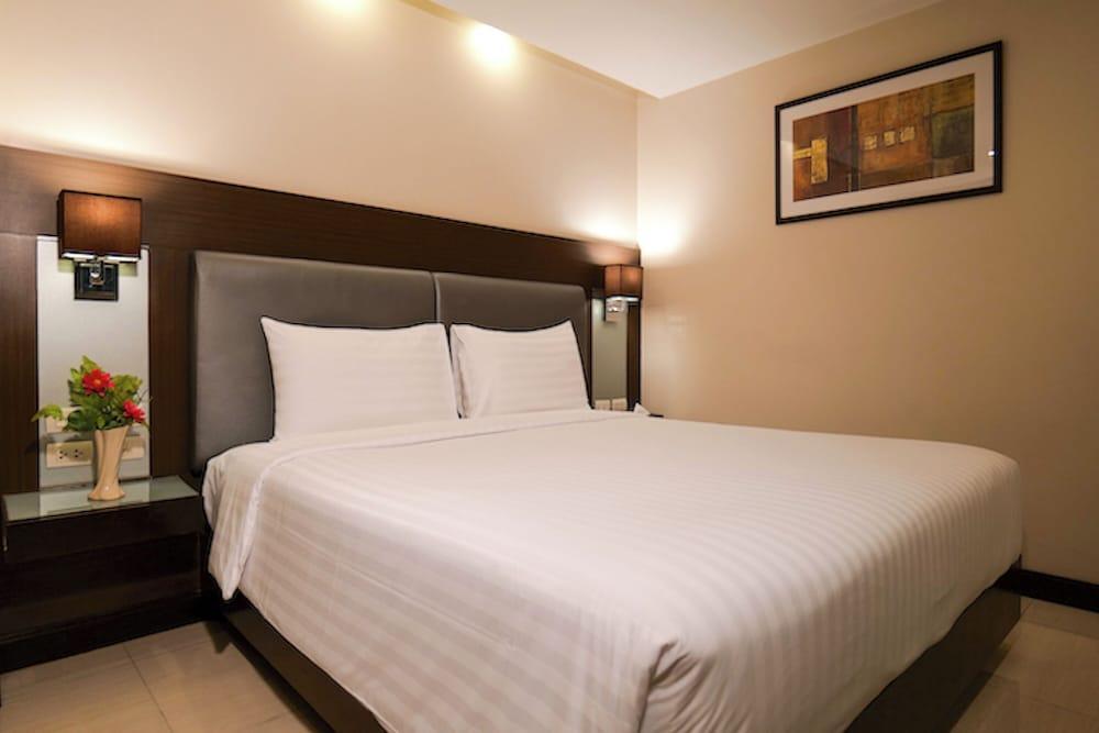 The Prestige Nana Room Type - Superior Double Room