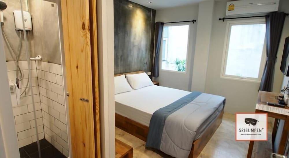 Sribumpen+ Room Type - Deluxe Double Room