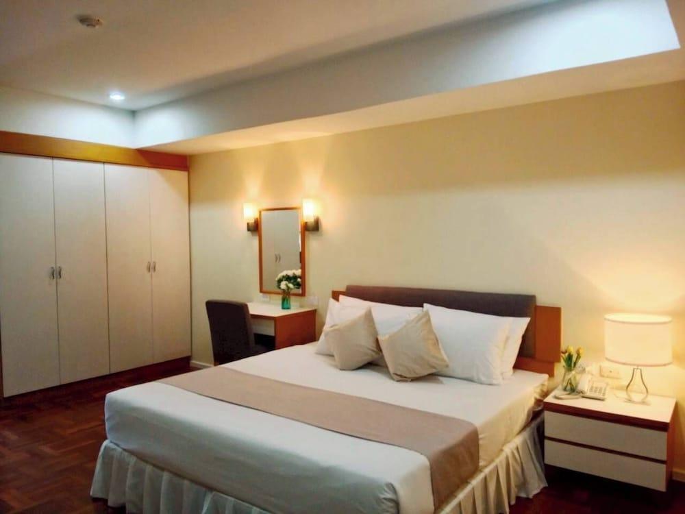 Sky Place Serviced Apartment - Tap to explore photos