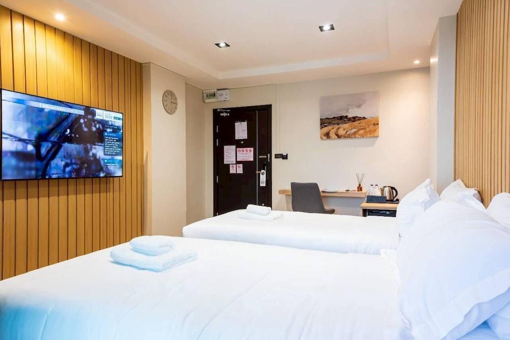 Infinite Hotel at Ratchada Room Type - Standard Room, 2 Twin Beds