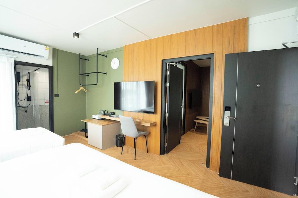 Infinite Hotel at Ratchada Room Type - Family Room