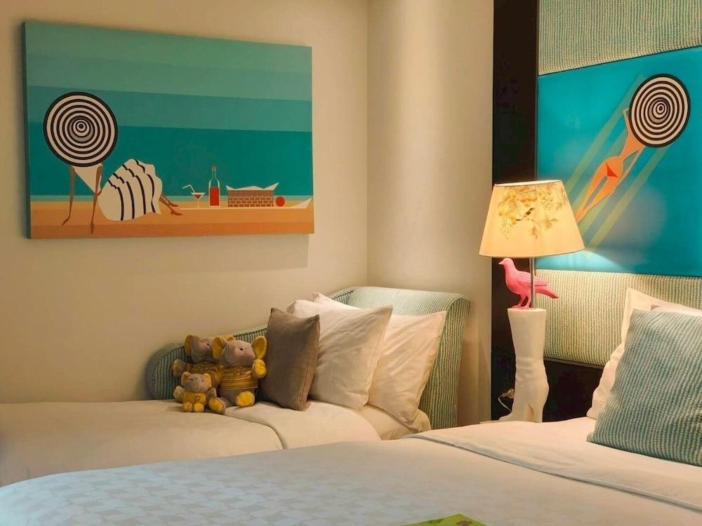 Hotel Clover Asoke Room Type - Eco Family Room Hotel Clover Asoke Room Type - Eco Family Room