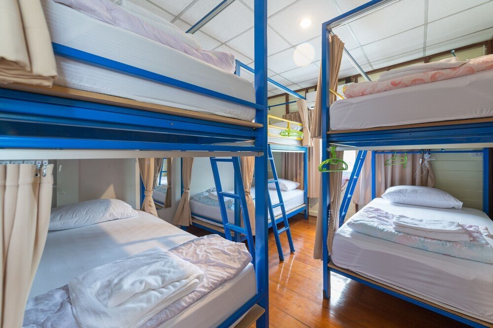 NTY Hostel BKK Airport Room Type - 6 Bed Mixed Dormitory