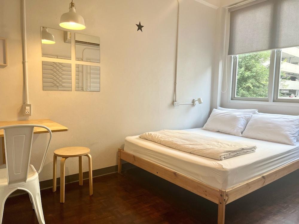 Movylodge Hostel Room Type - Double Room, Shared Bathroom