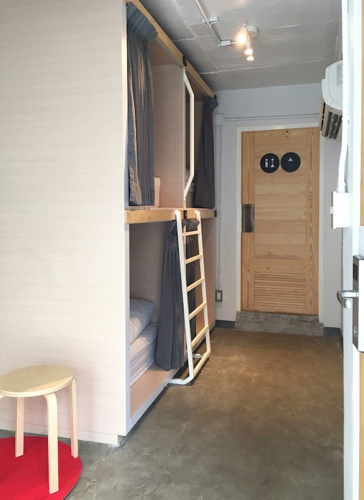 Movylodge Hostel Room Type - Deluxe Shared Dormitory, Private Bathroom