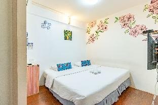 Sleep Dee Hostel Room Type - Double Room