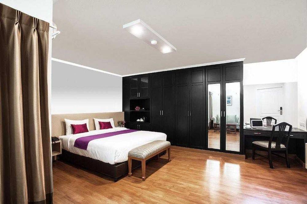 Collection O The Step Sathorn Room Type - Suite