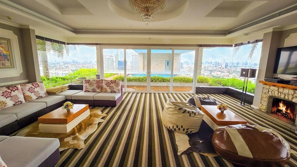 The Bazaar Hotel Bangkok – MRT Lat Phrao Ratchadapisek Room Type - Penthouse 3 Bedroom Adults Only