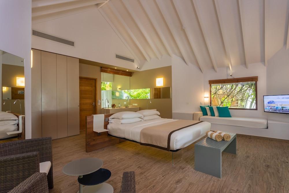 Cocoon Maldives - All-inclusive - Tap to explore photos