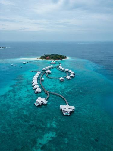 Diamonds Thudufushi Maldives Resort & Spa - Tap to explore photos