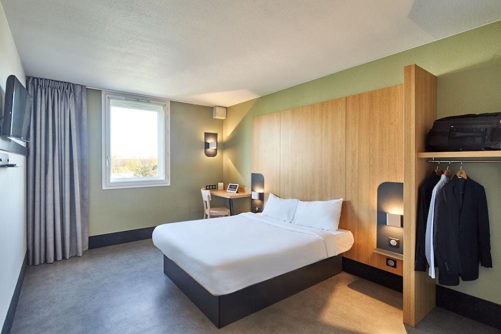B&B HOTEL Orly Chevilly-Larue Room Type - Double Room, Accessible