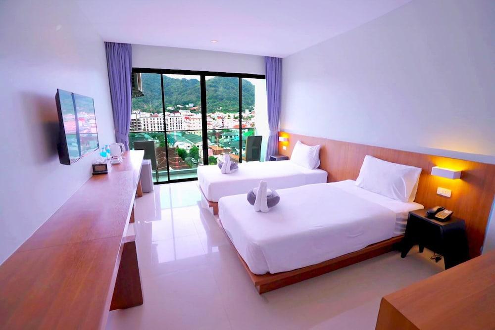 Phoenix Grand Hotel Room Type - Superior Twin Room