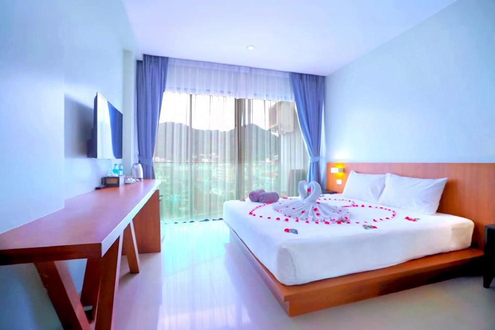 Phoenix Grand Hotel Room Type - Superior Double Room