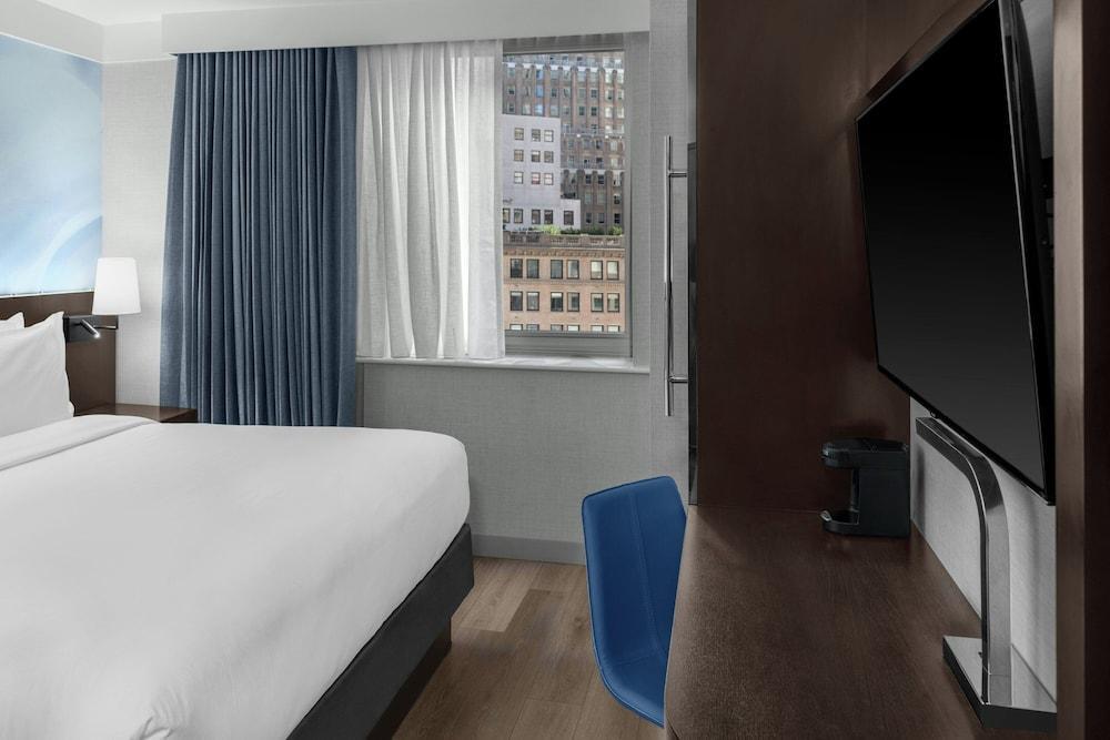 Four Points By Sheraton New York Downtown Room Type - Room, 1 King Bed (High Floor)