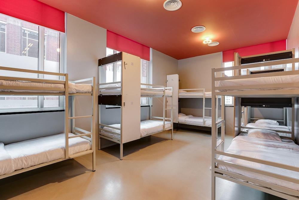 ClinkNOORD - Hostel Room Type - Bed in 14-bed Mixed Dorm, Shared Bathroom