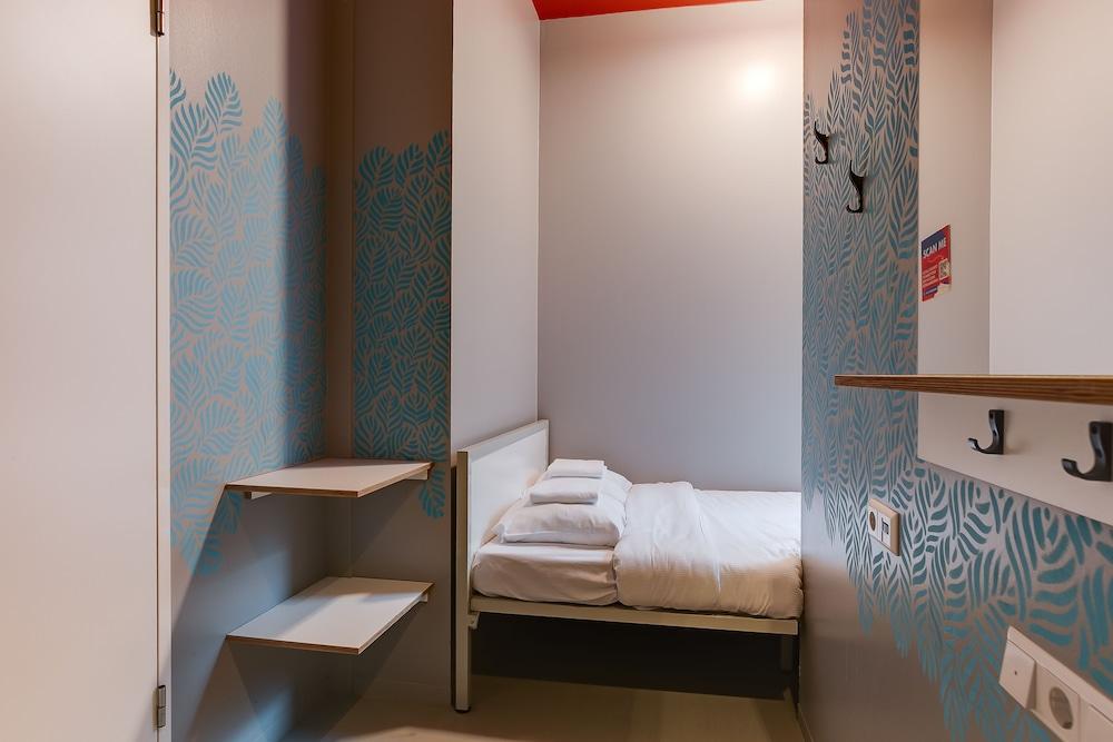 ClinkNOORD - Hostel Room Type - Single Room