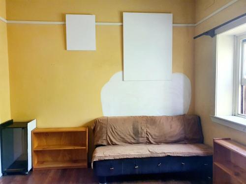St Kilda East backpackers' hostel - Tap to explore photos
