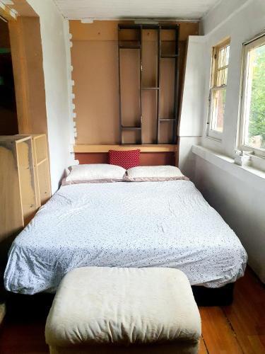 St Kilda East backpackers' hostel Room Type - Queen Mezzanine in Dormitory Room 