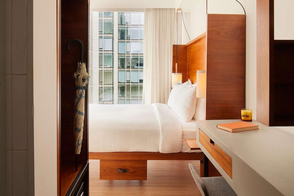 Arlo NoMad Room Type - Room, 1 Queen Bed (Sky.)
