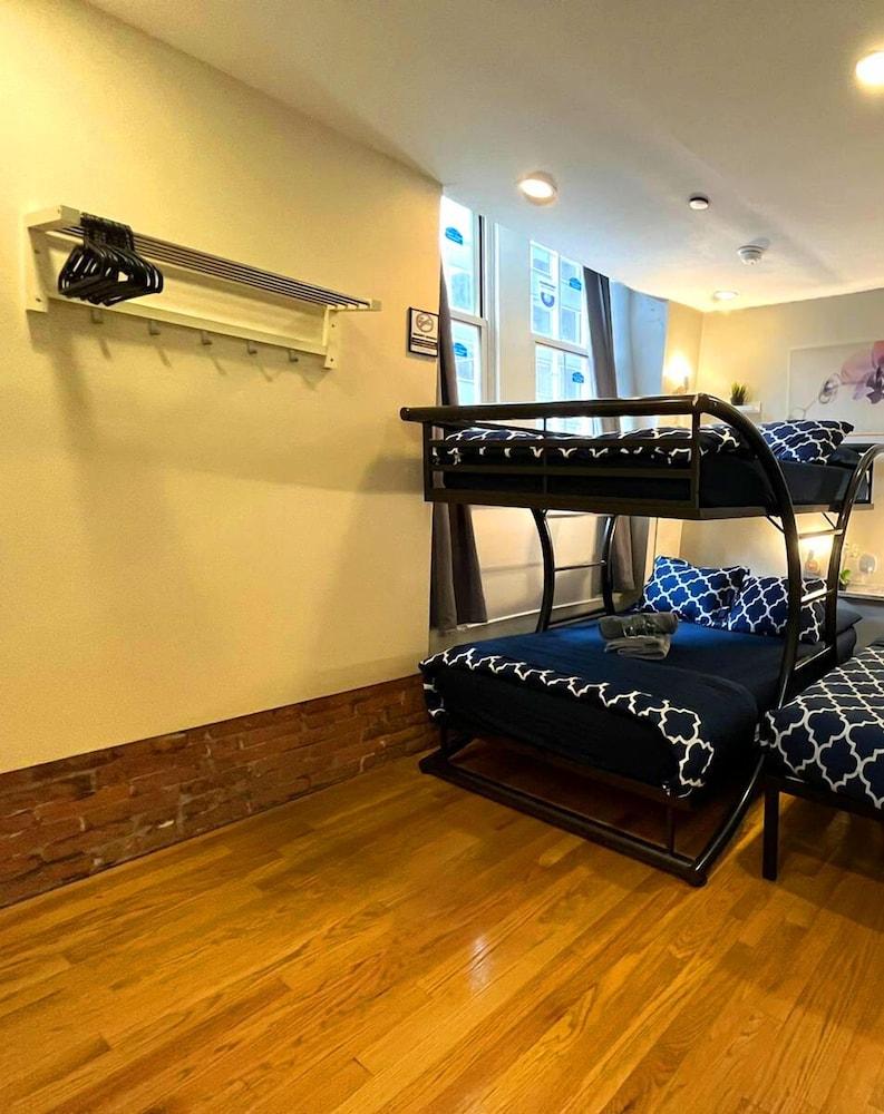 NYC Empire Apartments Room Type - Exterior Family Studio #71 NYC Empire Apartments Room Type - Exterior Family Studio #71