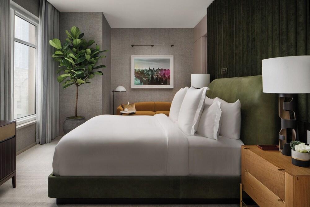 Four Seasons Hotel New York Downtown Room Type - Suite, 1 King Bed, Non Smoking (Gotham)