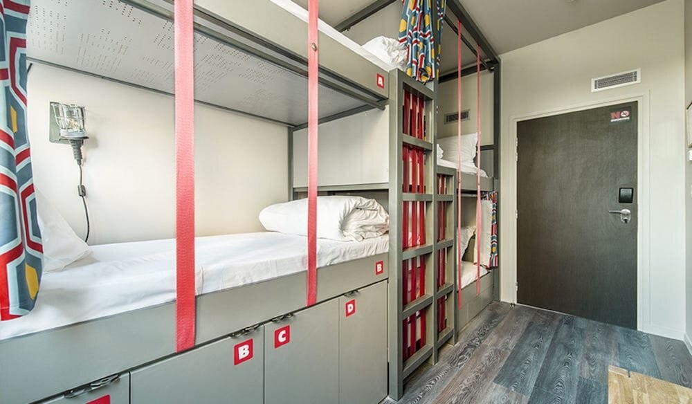 The People Paris Belleville Room Type - 4 beds dorms room Rooftop with private bathroom The People Paris Belleville Room Type - 4 beds dorms room Rooftop with private bathroom