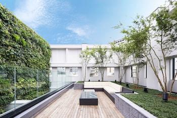 Hotel Mystays Premier Akasaka - Tap to explore photos