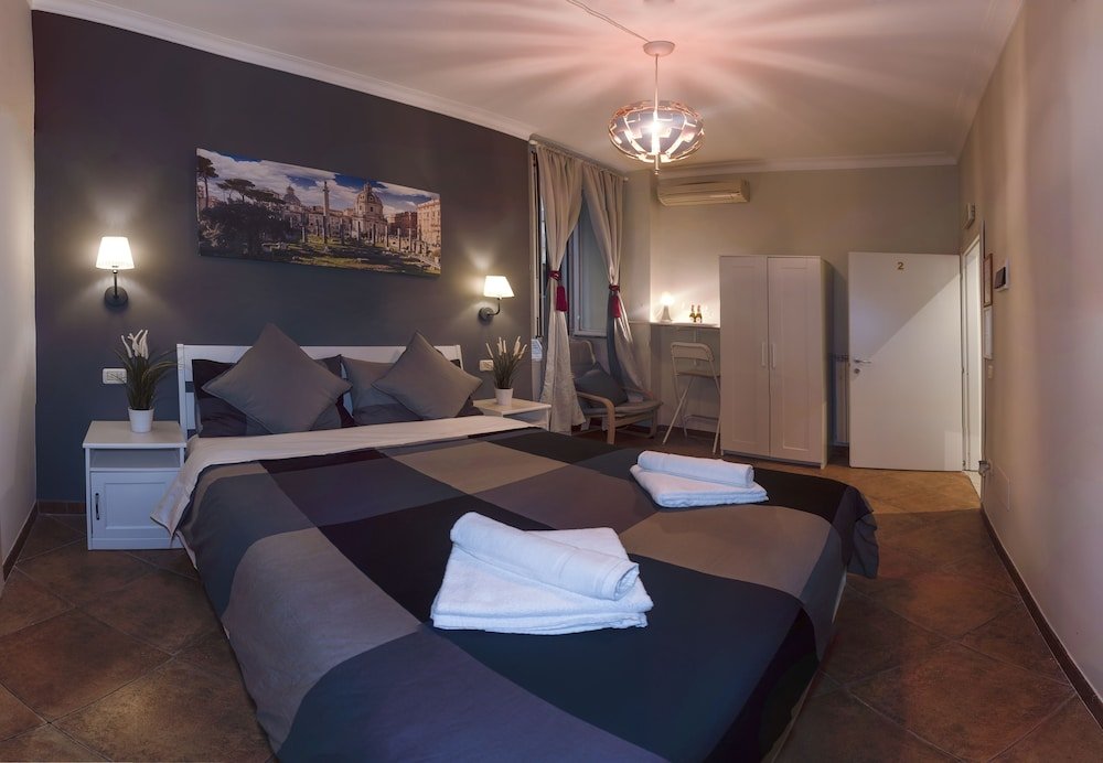 Martini Rooms Room Type - Standard Double Room