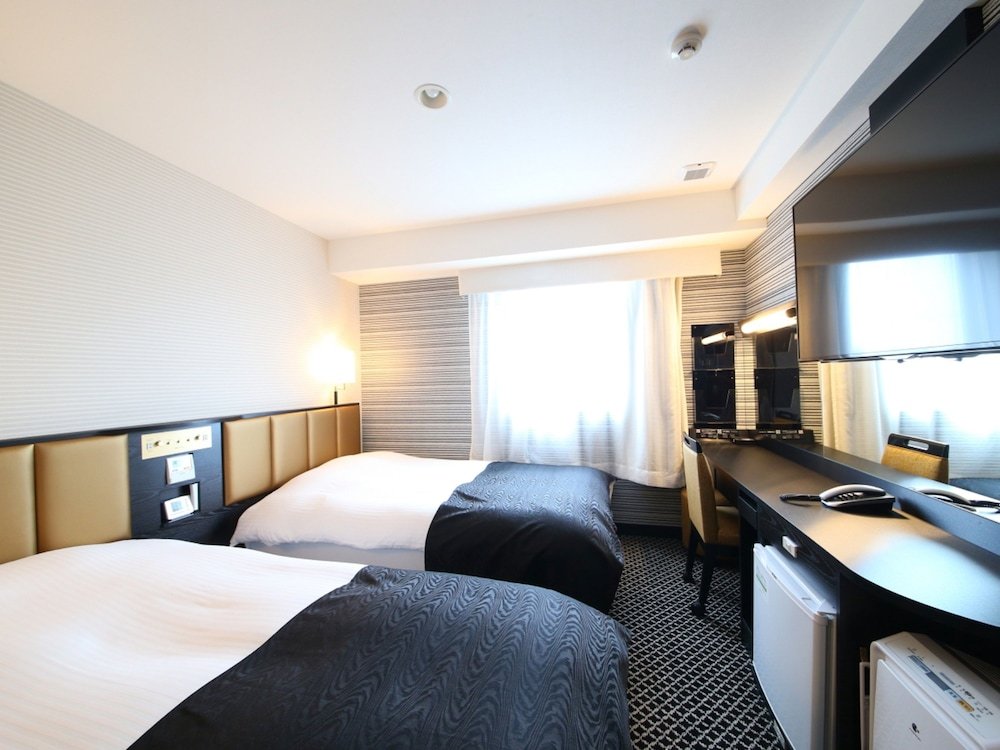 APA Hotel Sugamo Ekimae - Tap to explore photos