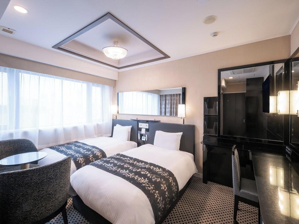 APA Hotel Sugamo Ekimae Room Type - Deluxe Twin Room, 2 Bedrooms