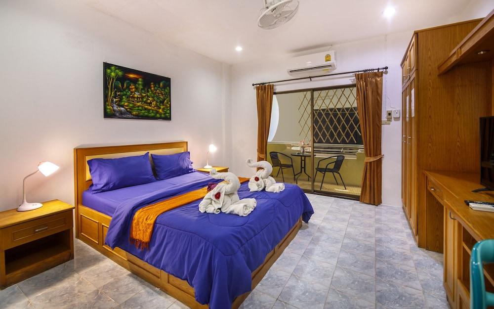 Travellers Rest Hotel Room Type - Standard with Balcony