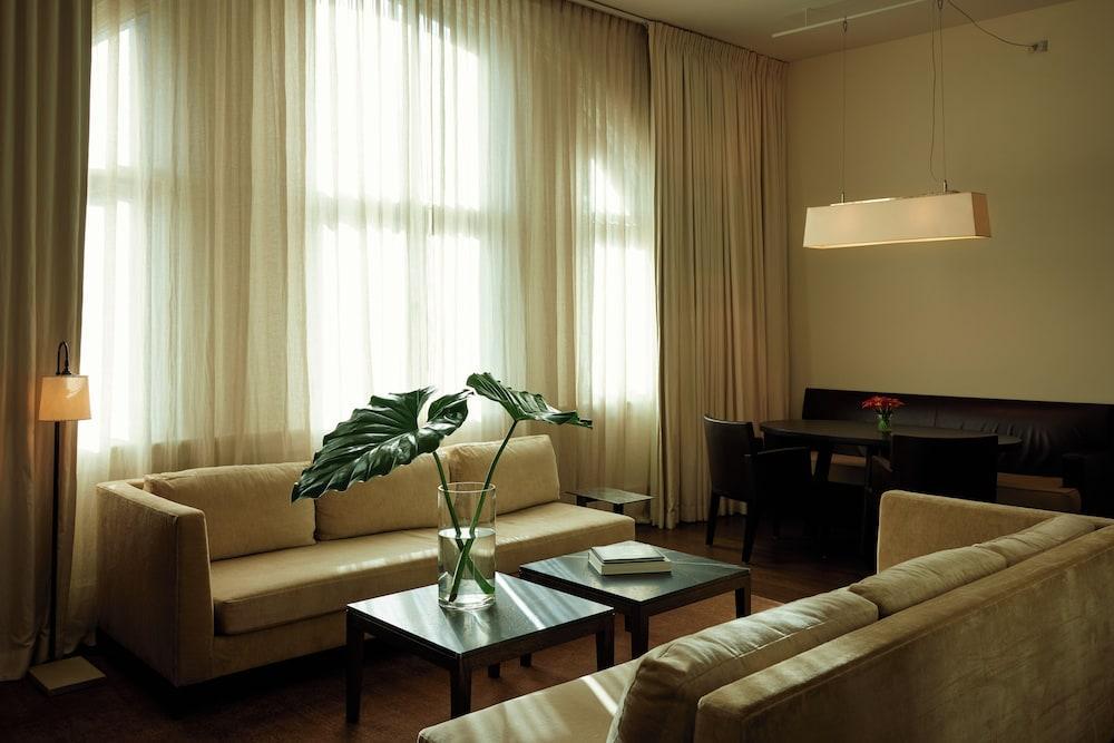 The Mercer Room Type - Loft Suite
