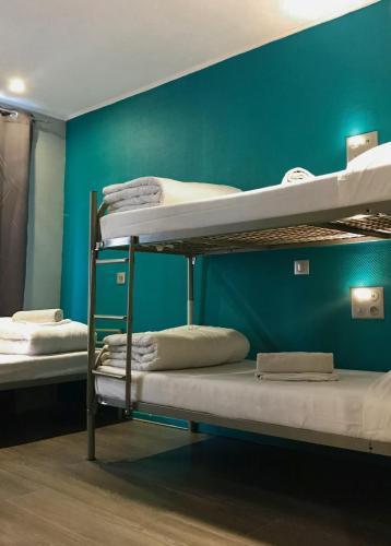 Plug inn Montmartre by Hiphophostels Room Type - Bed in Mixed Dormitory Room