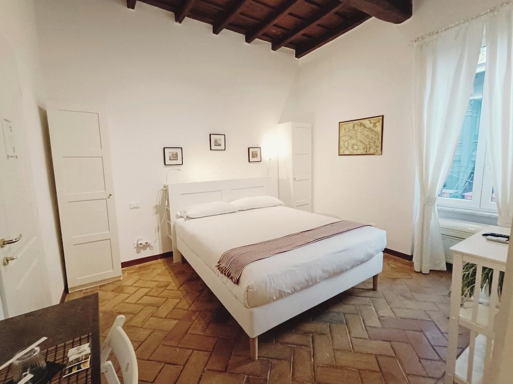 Piccolo Trevi Suites Room Type - Suite