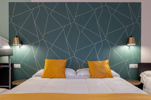 New Morpheus Rooms Room Type - Quintuple Room