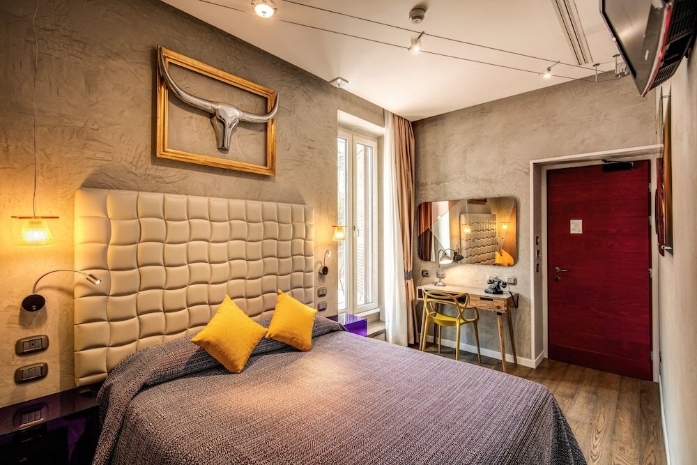 Parlamento Boutique Hotel - Tap to explore photos