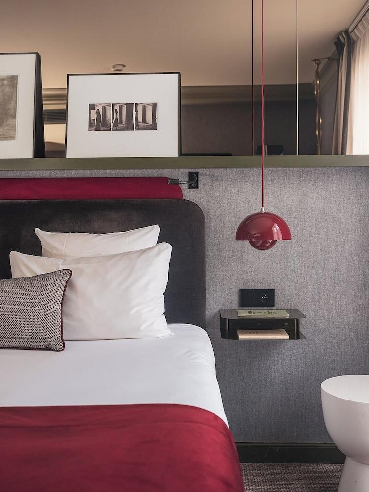 Bob Hotel Room Type - Deluxe Double Room (Bob)