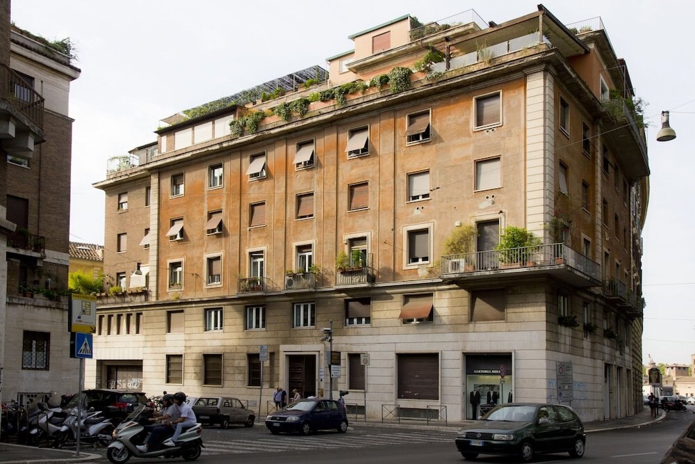 Ripense In Trastevere - Tap to explore photos