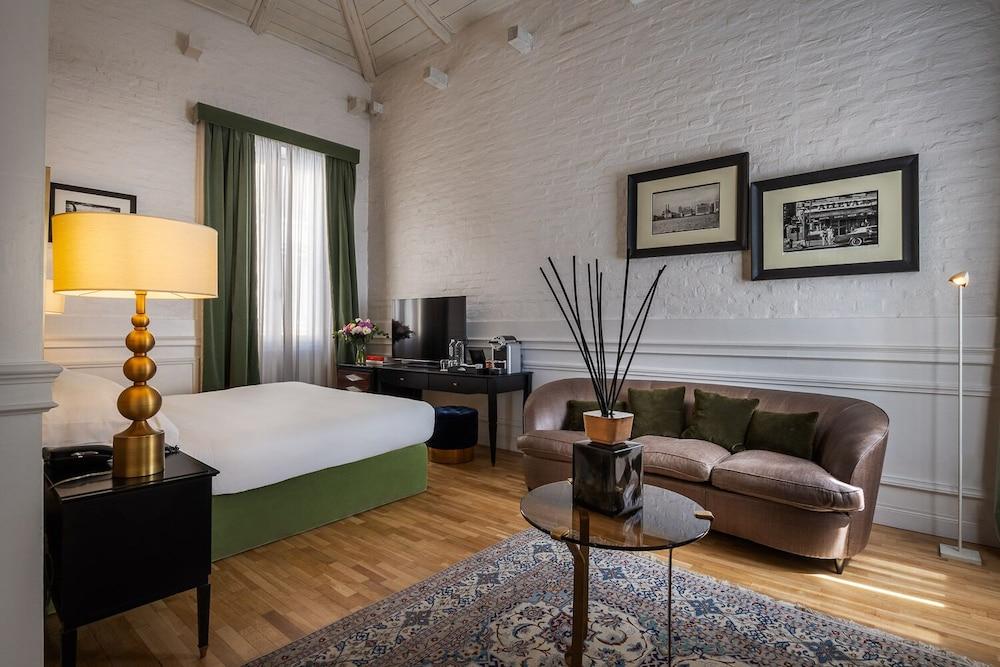 Palazzo Dama Room Type - Deluxe Suite