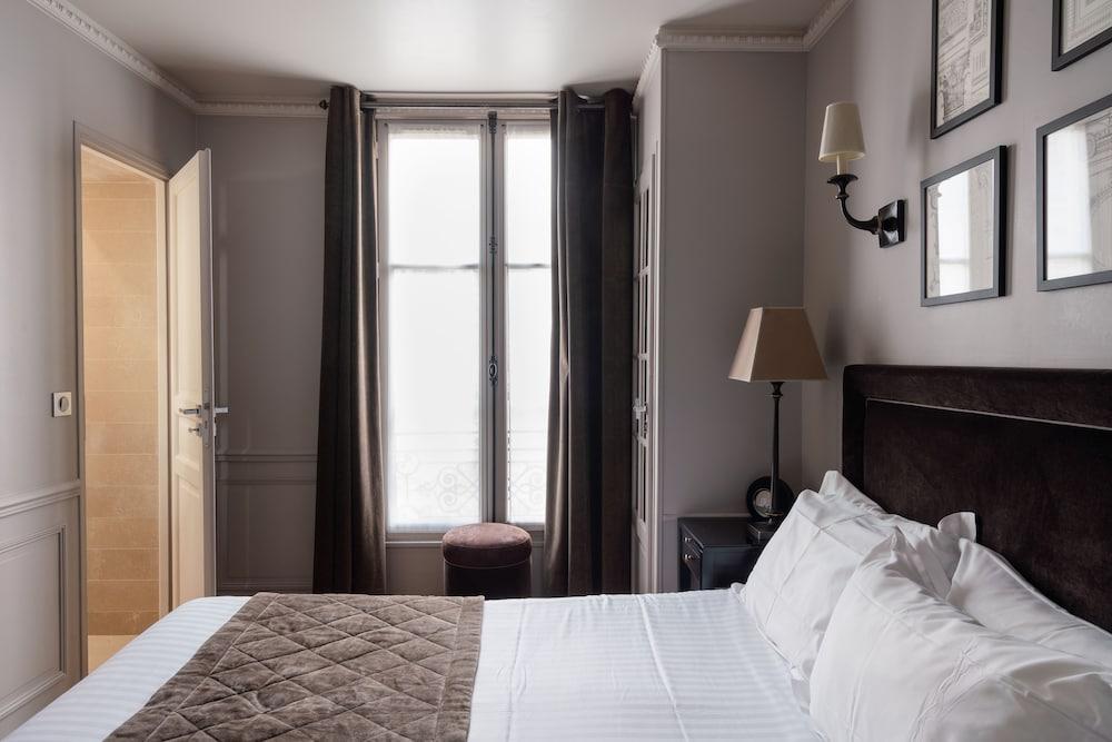 Hotel Avama Montmartre - Tap to explore photos