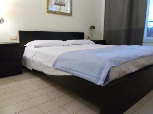 Bed and Breakfast Beautiful Roma - Tap to explore photos