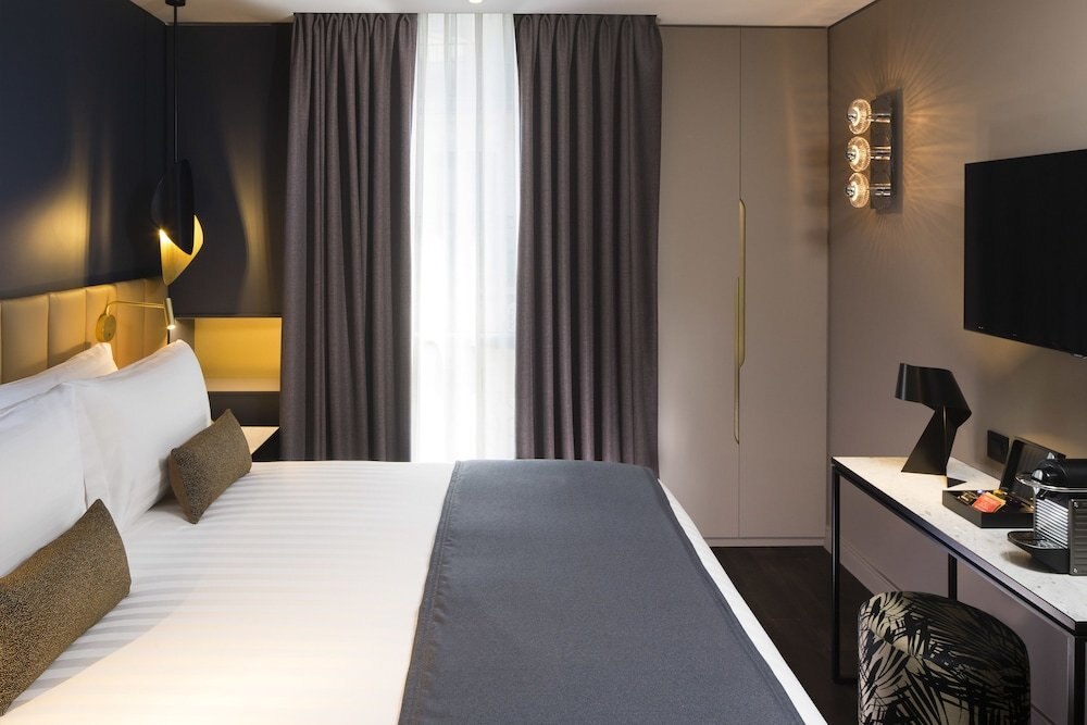 Le 10 Bis Hotel Room Type - Junior Suite, Balcony Le 10 Bis Hotel Room Type - Junior Suite, Balcony
