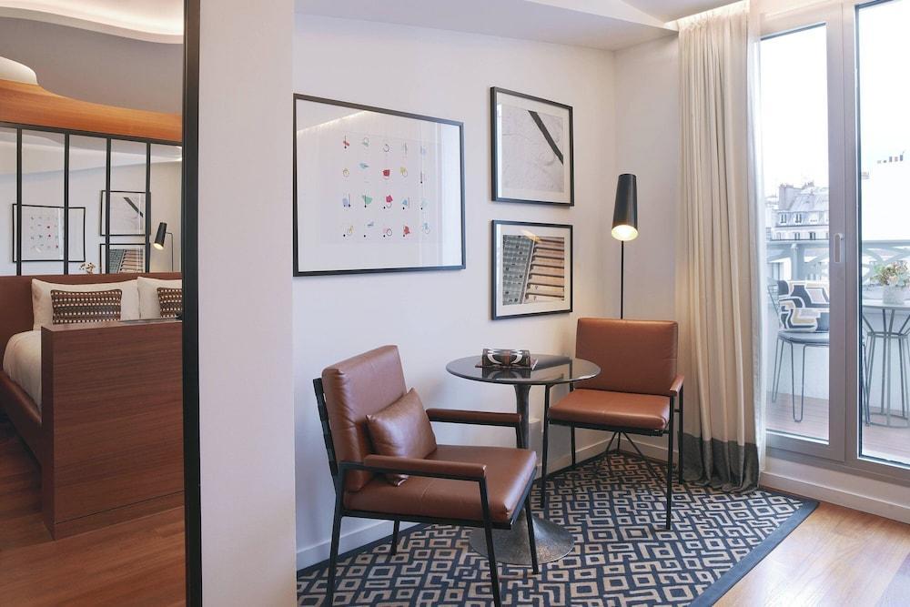 Renaissance Paris Republique Hotel by Marriott - Tap to explore photos