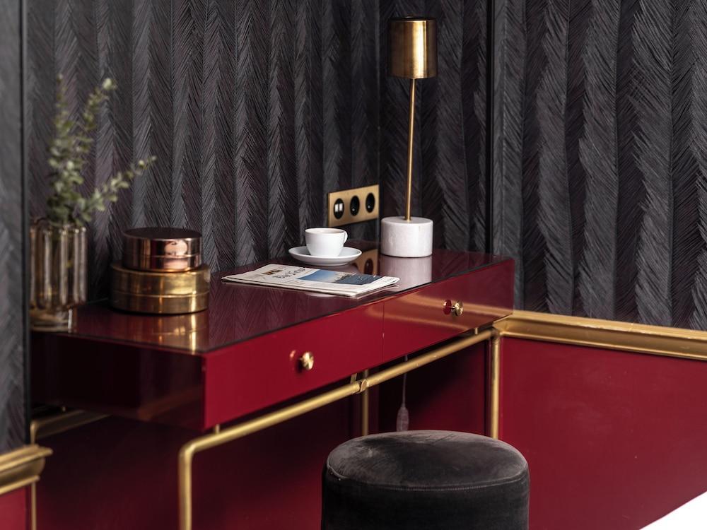 Snob Hotel Room Type - Chambre Double Classique ( Impertinente)