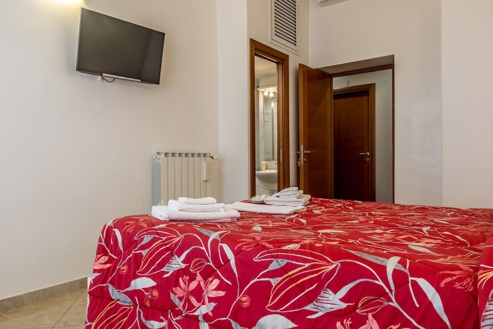 B&B San Pietro's Home - Tap to explore photos