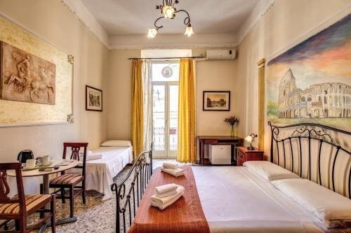 GuestHouse o Affittacamere Magenta Baylon Suite - Tap to explore photos