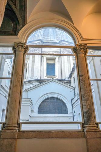 Eitch Borromini Palazzo Pamphilj - Tap to explore photos