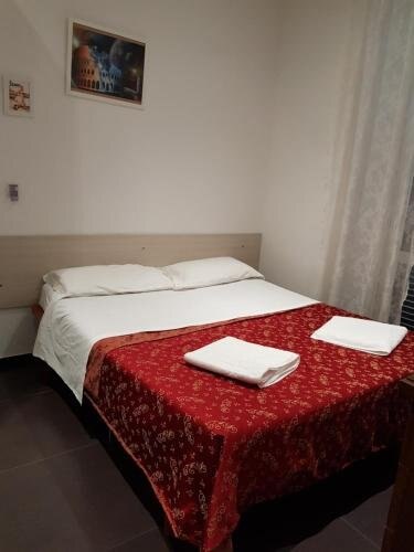 Guest house Hello Roma Room Type - Standard Double Room with Shared Bathroom