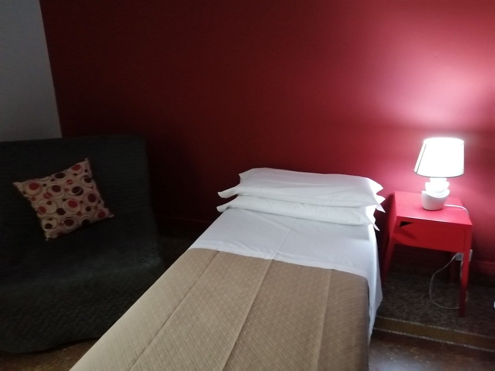 Laterano Guest House - Tap to explore photos